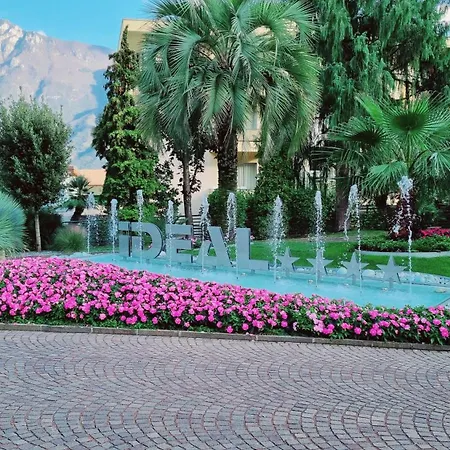 Ideal Hotel
