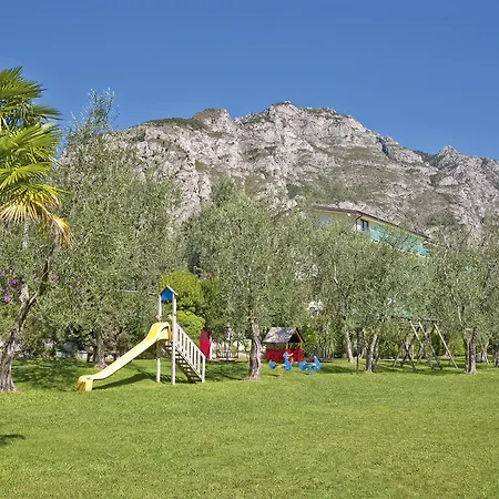 Hotel Ideal 4*